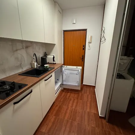 Wola Oasis - Cosy Near Metro Station